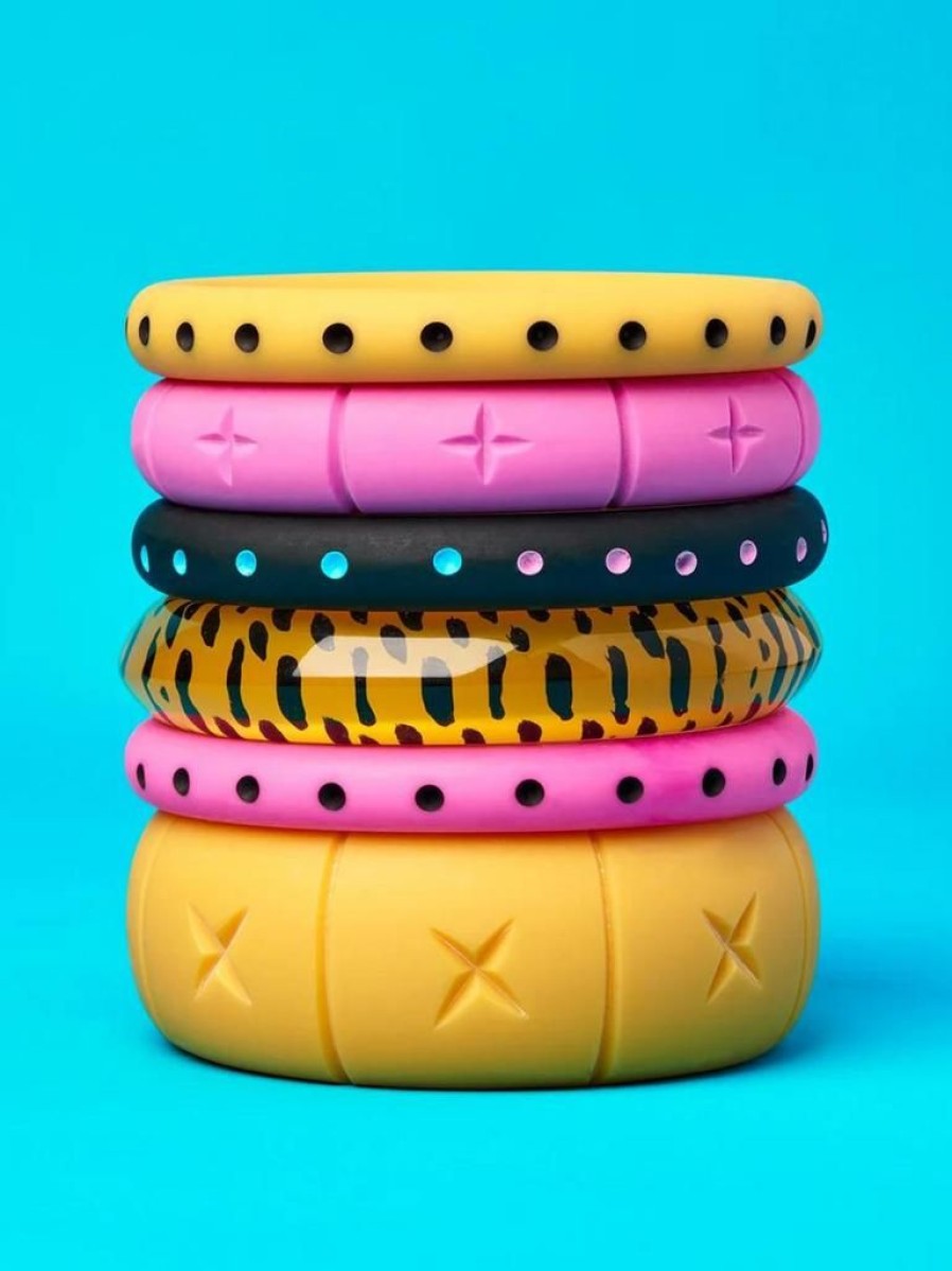 Splendette Wide Pineapple Matte Bangle | Bangles